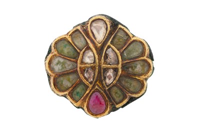 Lot 81 - A POLYCHROME ENAMELLED DIAMOND-SET RING