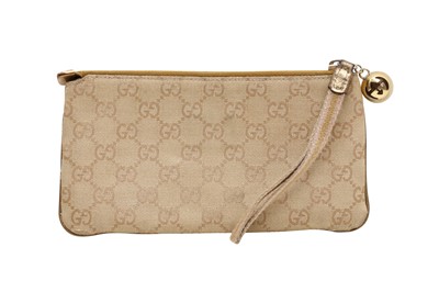 Lot 118 - Gucci Beige Monogram Flat Pouch