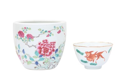 Lot 590 - A CHINESE FAMILLE-ROSE JARDINIÈRE AND A 'CARP' BOWL