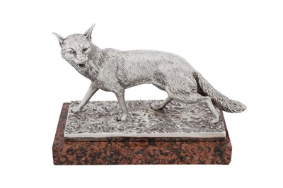 Lot 172 - A George V sterling silver model of a fox, Sheffield 1921 by Walker and Hall