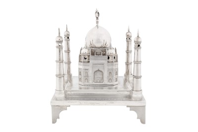 Lot 182 - A mid-20th unmarked Indian silver model of the Taj Mahal, Bangalore or Bombay circa 1950