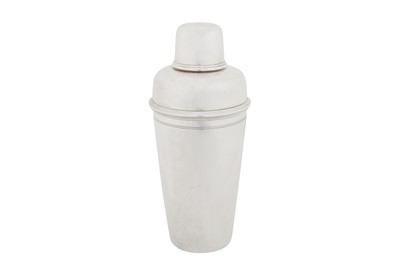 Lot 326 - An early 20th century American sterling silver cocktail shaker, New York circa 1930 by Tiffany and Co