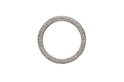 Lot 21 - A THREE-ROW DIAMOND RING