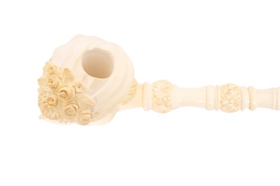 Lot 47 - A LARGE 19TH CENTURY STYLE CARVED MEERSCHAUM PIPE DEPICTING A LADY, MID 20TH CENTURY