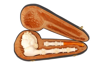 Lot 47 - A LARGE 19TH CENTURY STYLE CARVED MEERSCHAUM PIPE DEPICTING A LADY, MID 20TH CENTURY