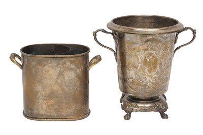 Lot 175 - AN EARLY 20TH CENTURY SILVER PLATE ICE BUCKET