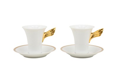 Lot 266 - Versace Rosenthal 'Medaillon Mendre D'or' Coffee Cups and Saucers