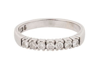 Lot 28 - A DIAMOND HALF ETERNITY RING