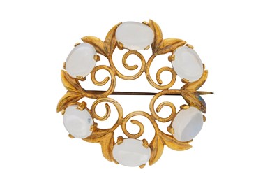 Lot 466 - A MOONSTONE BROOCH, CIRCA 1973