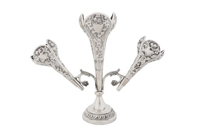 Lot 192 - An early 20th century Anglo – Indian unmarked silver epergne or posy vase, Bombay circa 1930