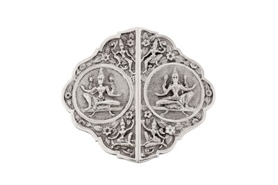 Lot A late 19th / early 20th century Anglo – Indian silver nurses buckle, Madras circa 1900 by Peter Orr and Sons