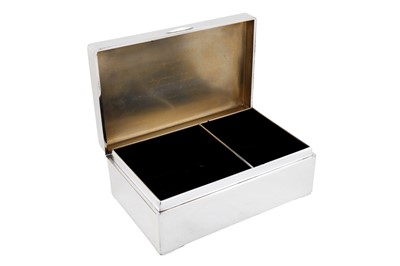 Lot 283 - Tokyo interest – An early 20th century Japanese silver cigar box, Yokohama or Tokyo dated 1927, marked for Miyamoto Shoko