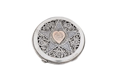 Lot 311 - An early 20th century Iraqi silver and niello compact, Omara circa 1930 signed Nahy