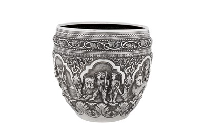 Lot 230 - An early 20th century Burmese unmarked silver bowl or jar, Rangoon circa 1910