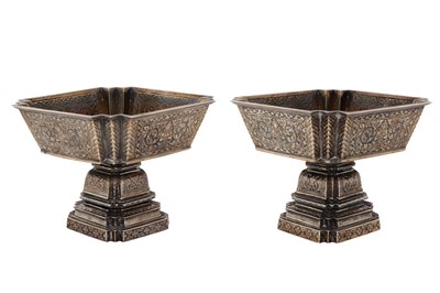 Lot A pair of early 20th century Thai (Siamese) silver and niello footed bowls, Phra Nakhon, Bangkok circa 1930