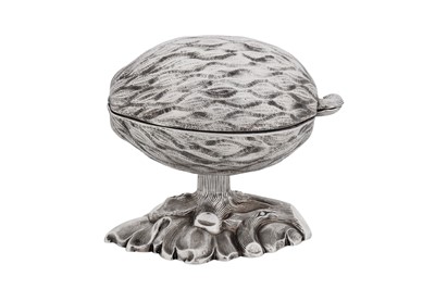 Lot Judaica – An early 20th century German 800 standard silver etrog box, Berlin circa 1900 by H. Meyen and Co