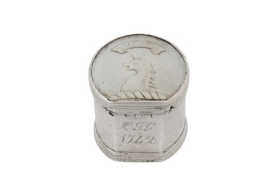 Lot 9 - A rare George I / II provincial silver snuff or counter box, Norfolk circa 1725-40 by John Brinds (Grimwade 3400)