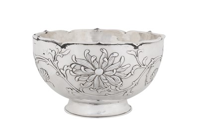 Lot 284 - An early 20th century Japanese silver bowl, Yokohama circa 1910, retailed by Miyamoto Shoko