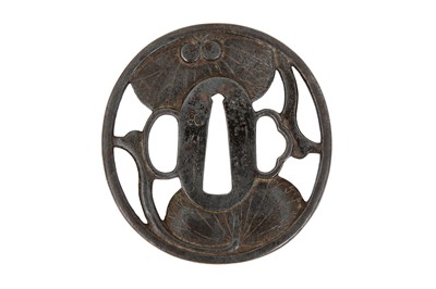 Lot 841 - A JAPANESE IRON 'AOI' TSUBA