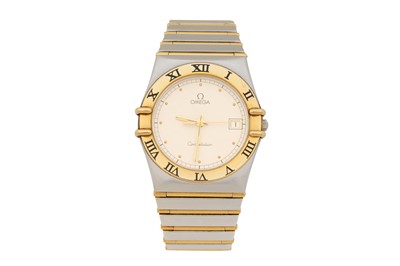 Lot 251 - A MEN'S OMEGA CONSTELLATION BRACELET WATCH
