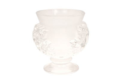 Lot 341 - A LALIQUE ST CLOUD PATTERN GLASS VASE
