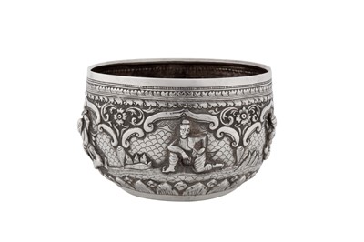 Lot 224 - An early 20th century Burmese silver small bowl, Rangoon circa 1930