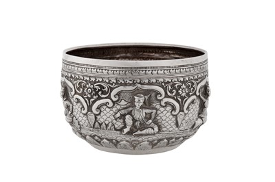 Lot 224 - An early 20th century Burmese silver small bowl, Rangoon circa 1930