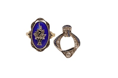 Lot 40 - A RING AND A SAPPHIRE AND DIAMOND PENDANT