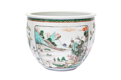 Lot 635 - A CHINESE FAMILLE-VERTE JARDINIÈRE