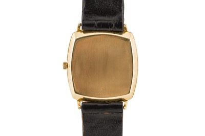 Lot 229 - A MEN'S VACHERON & CONSTANTIN DRESS WATCH
