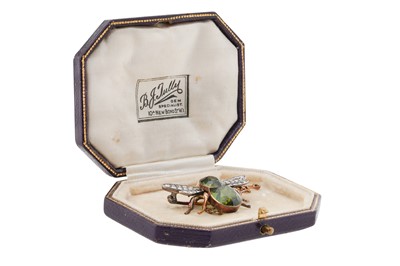 Lot 335 - A TOURMALINE, DIAMOND AND OPAL BEE BROOCH