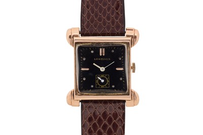 Lot 238 - A MEN'S GOLD LONGINES WRISTWATCH