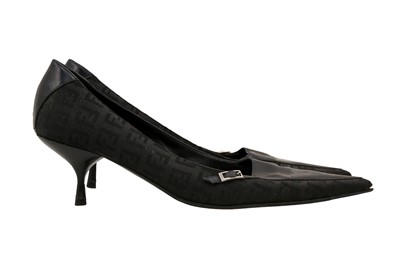 Lot 210 - Fendi Black Zucchino Kitten Heeled Pump - Size 39.5