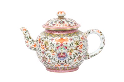 Lot 373 - A CHINESE FAMILLE-ROSE WHITE-GROUND TEAPOT AND COVER