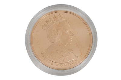 Lot 115 - ELIZABETH II (1952 - 2022) 2002 GOLD PROOF 5 POUNDS.