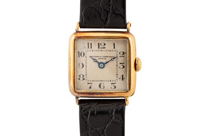 Lot 256 - A MEN'S GOLD VACHERON & CONSTANTIN DRESS WATCH