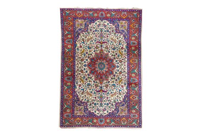 Lot 284 - A FINE TURKISH CARPET