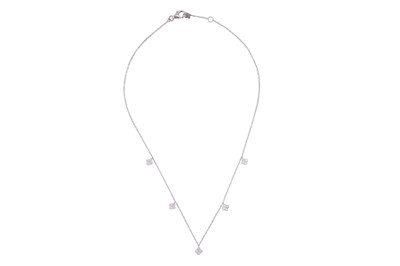 Lot 99 - A DIAMOND QUATREFOIL NECKLACE