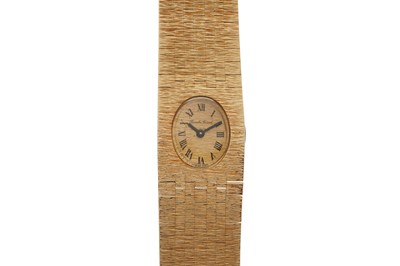 Lot 270 - A LADY'S GOLD BUECHE GIROD BRACELET WATCH