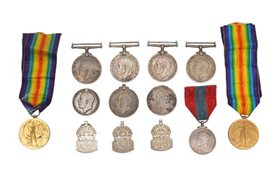 Lot 168 - A MIXED GROUP OF WAR MEDALS