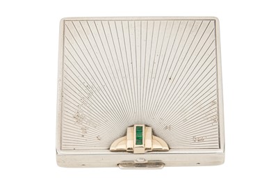 Lot 188 - An early 20th century American sterling silver, gold and emerald compact, New Jersey circa 1920 by Wordley Allsopp and Bliss