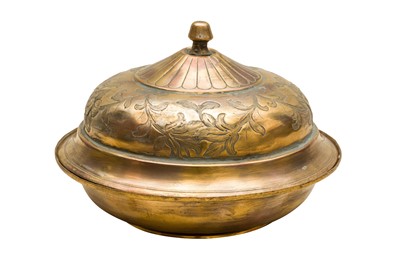 Lot 103 - AN OTTOMAN COPPER SAHAN LIDDED DISH