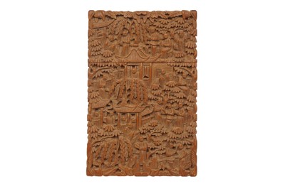 Lot 329 - A CHINESE LATE QING DYNASTY CANTON CARVED SANDALWOOD CARD CASE