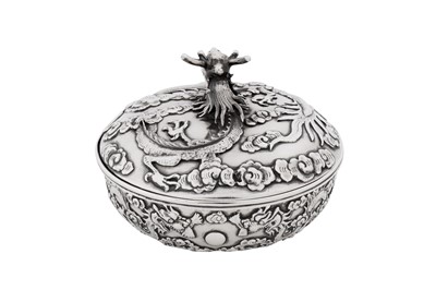 Lot 270 - A late 19th / early 20th century Chinese export silver covered bowl, Canton circa 1900, marked Bo, retailed by Wang Hing