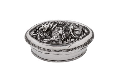 Lot 219 - An early 20th century Burmese unmarked silver lime box, Shan States dated 1914