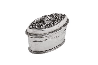Lot 219 - An early 20th century Burmese unmarked silver lime box, Shan States dated 1914