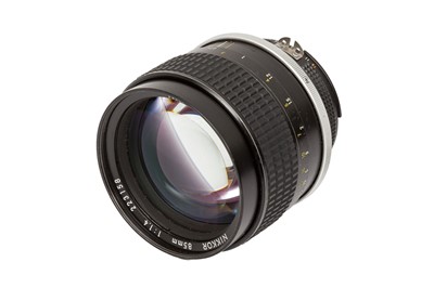 Lot 116 - A Nikon 85mm f/1.4 Nikkor AI-S Lens