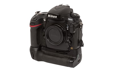 Lot 120 - A Nikon D800E DSLR Camera Body