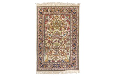 Lot 271 - A FINE INDIAN PRAYER RUG