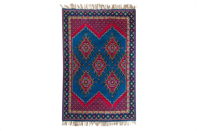 Lot 289 - A FINE TURKISH CARPET